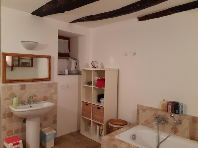 Bathroom 5, Azzurra e Lilla, Verbano-Cusio-Ossola