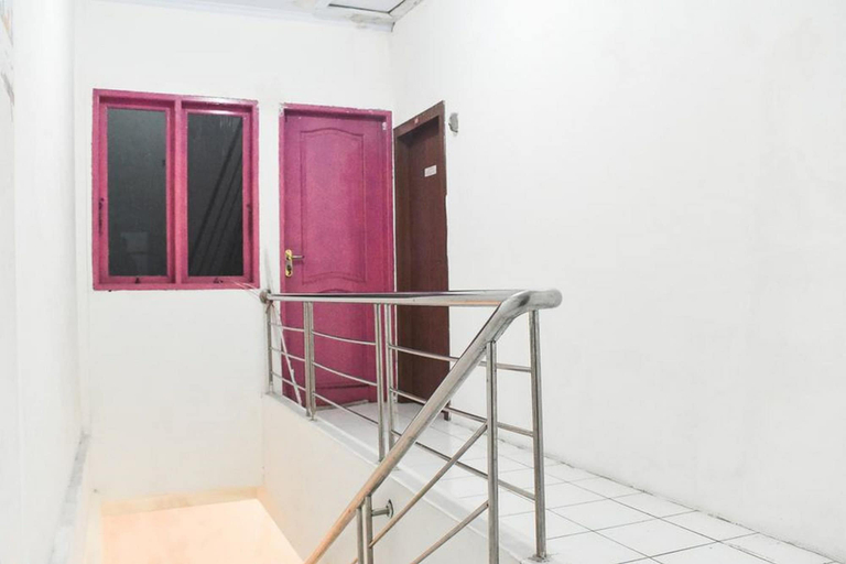 Others 5, RedDoorz @ Pettarani Square, Makassar