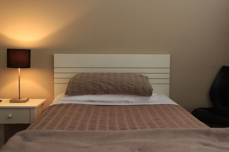 Bedroom 2, Sporties Hotel, Launceston - Pt B