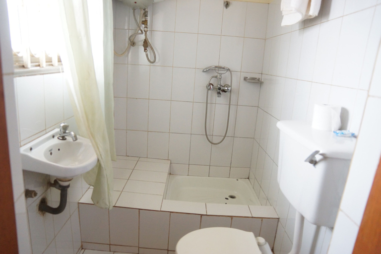 Bathroom, Florida Hotel, Jinja