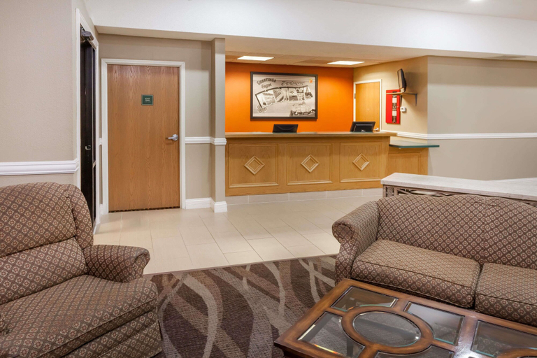 Others 5, Super 8 by Wyndham Rochester, Fulton