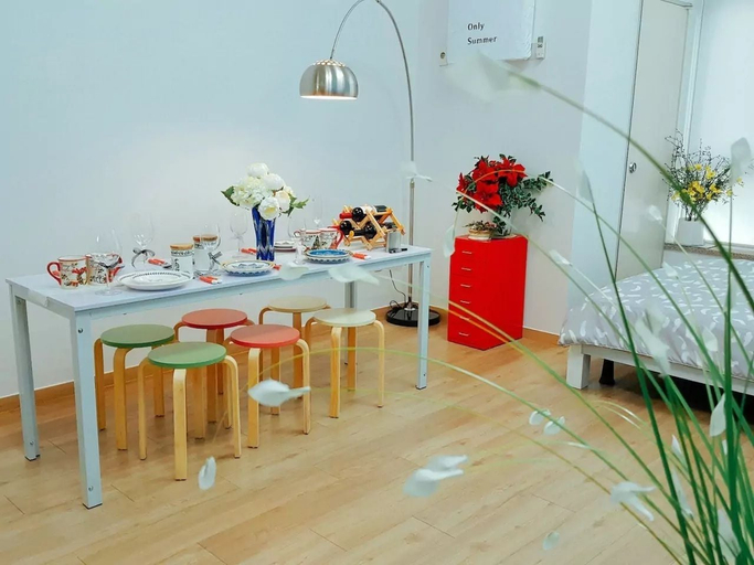 Others 5, Lee Apartment 1, Busanjin