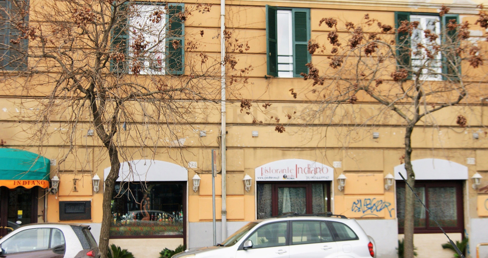 Exterior & Views 2, I Love Piramide, Roma