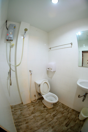 Bathroom 4, PK Mansion, Mueang Krabi
