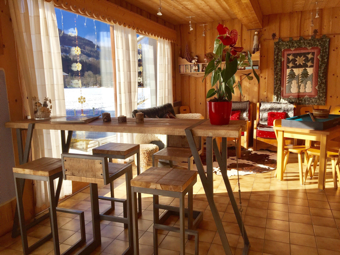 Food & Drinks 5, Résidence La Cour, Haute-Savoie