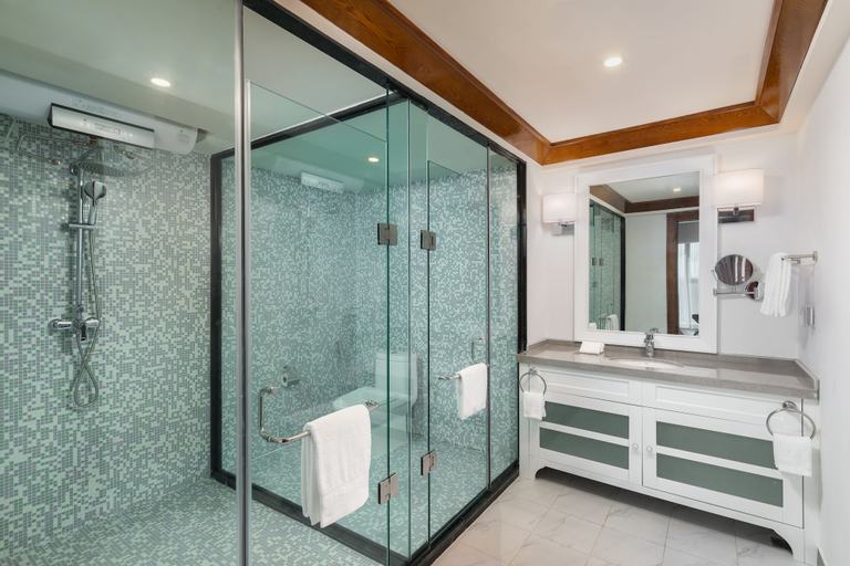 Bathroom 4, Kantharyar Serviced Apartment, Yangon
