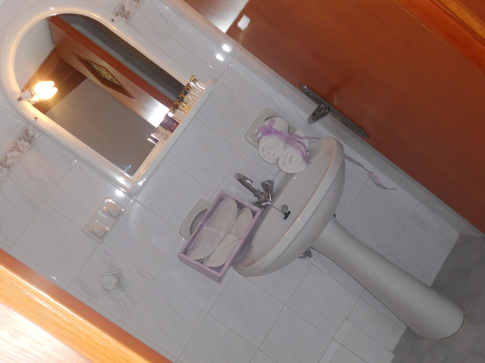 Bathroom 5, Miramare Hotel, Ionian Islands