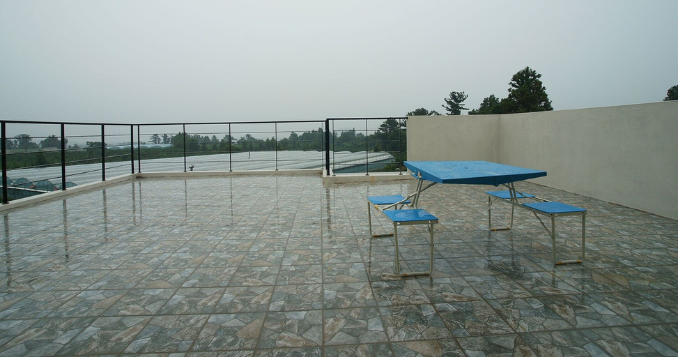 Others 5, Oasis Pension, Seogwipo