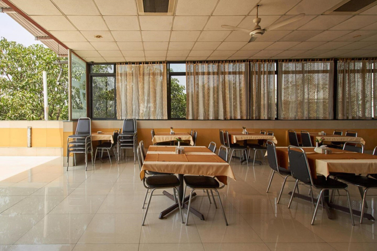Food & Drinks 5, Hotel Swan Inn, Pune