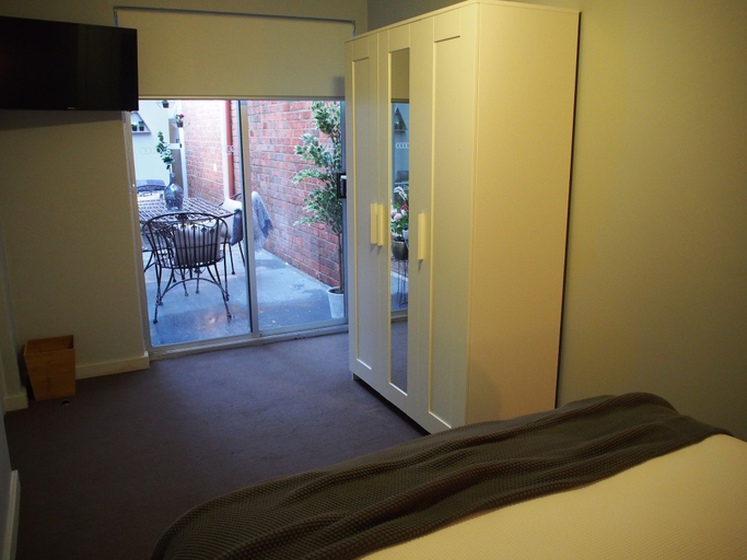 Others 5, City Quarters on Brewer, Perth