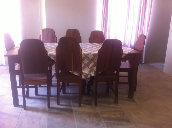 Others 5, Ditlhapi Guest House, Ngamiland West