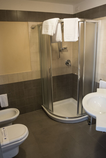 Bathroom 4, Hotel Corte Business, Reggio Nell'Emilia