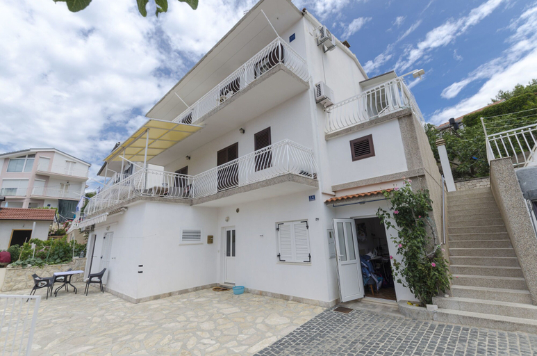 Exterior & Views 2, Apartment Bore, Primošten