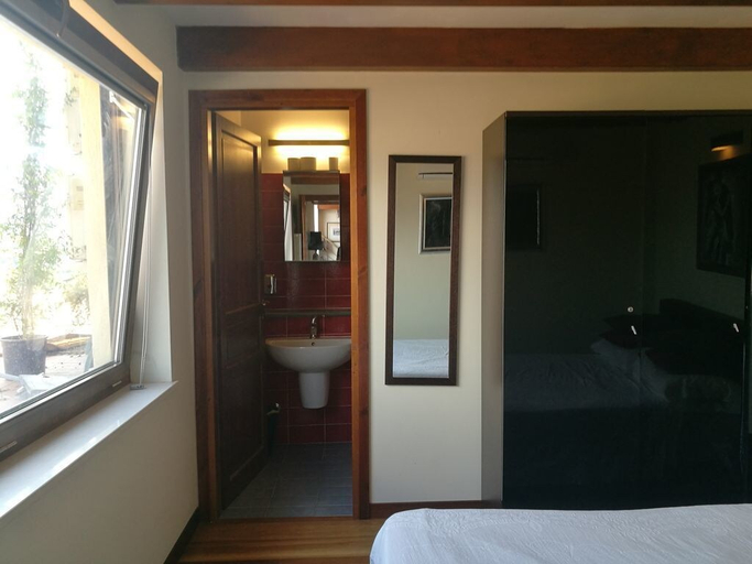 Bedroom 3, Legacy, L'Aquila