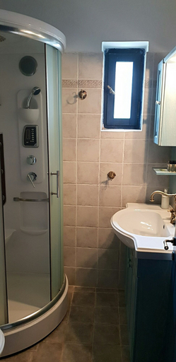 Bathroom 4, Zarkada Archontiko Hotel, Epirus