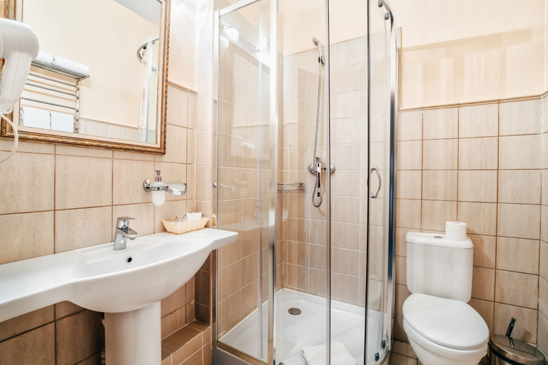 Bathroom 3, Greenwald by Usta Hotels, Sysertskiy rayon