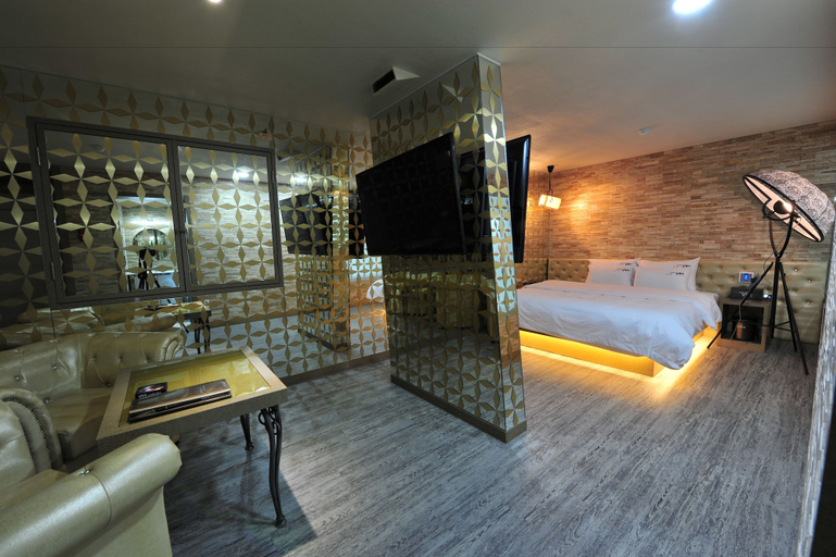 Bedroom 1, Ytt Motel, Busanjin
