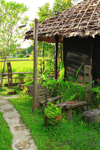 Others 4, Khun Nai Tern Sai - Adults Only, Pai
