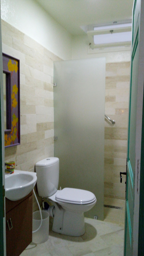 Bathroom 4, El Patio Courtyard House, Sidi El Béchir