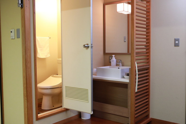 Bathroom 4, Hotel Binario Saga Arashiyama, Kyoto