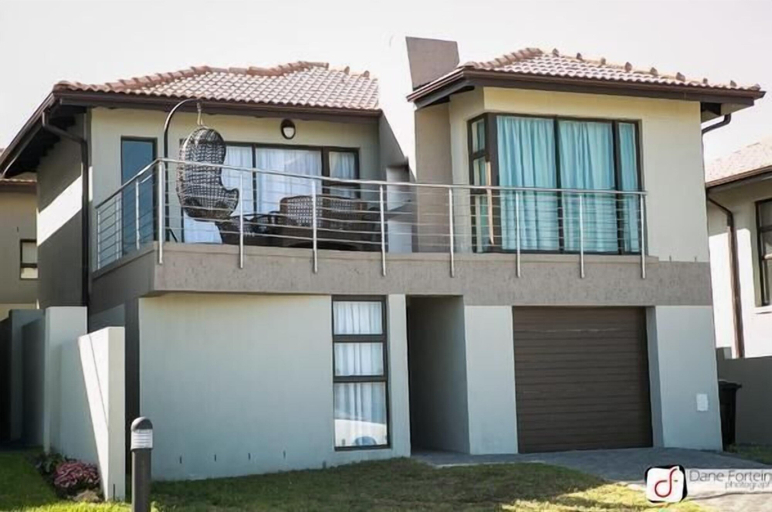 Exterior & Views, Coral Beach House, Buffalo City