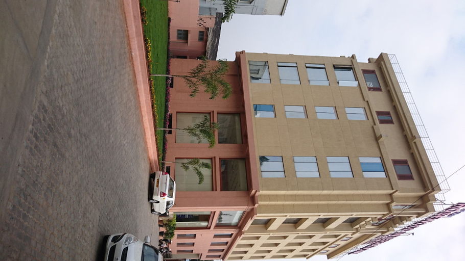 Exterior & Views 2, Rosewood International Hotel, Bangalore
