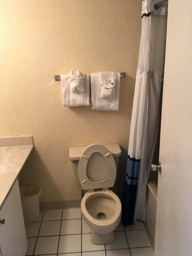 Bathroom 4, Yachtsman Ocean Front Resort, Horry