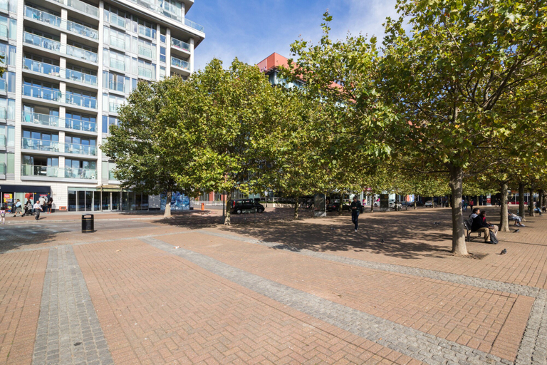 Exterior & Views 2, Austin David Apartments - Stylish, London