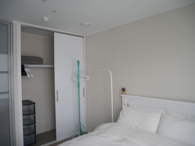 Bedroom 3, Leafy Street Apartment Central Auckland, Waitakere