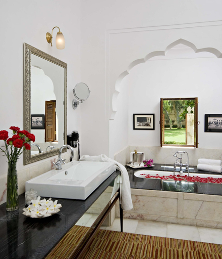Bathroom 5, Samode Haveli, Jaipur