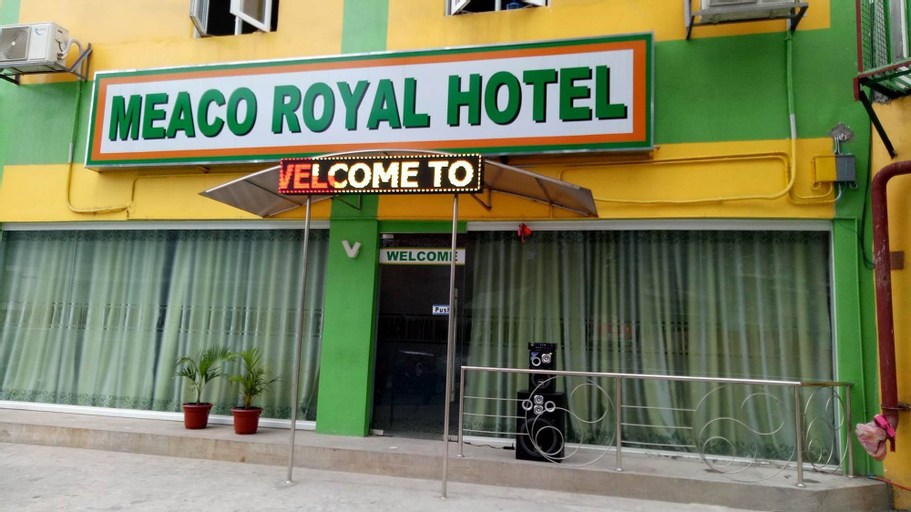 Exterior & Views, Meaco Hotel Royal - Tayuman, Manila City
