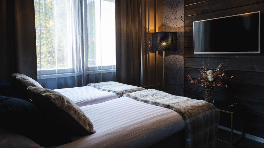 Bedroom 3, Golden Circle Suites, Lapland