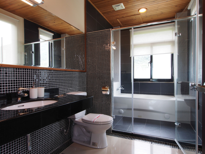 Bathroom 3, Viasea B&B, Hualien