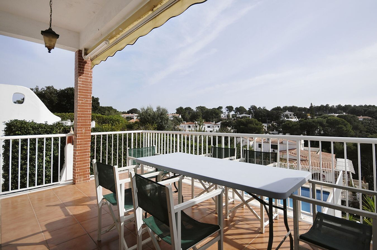 Others 5, Villa Can Ernest, Baleares