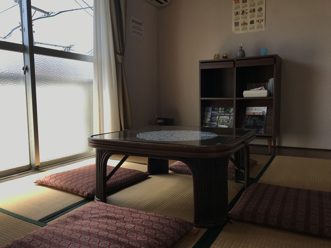 Yuigahama Apart, Kamakura