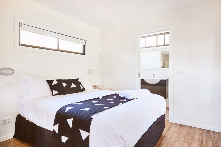Bedroom 3, Lorne Foreshore Caravan Park, Surf Coast - West