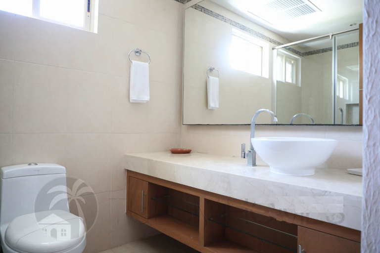 Bathroom 3, Lili Penthouse 2 bedroom sleeps 5, Cozumel