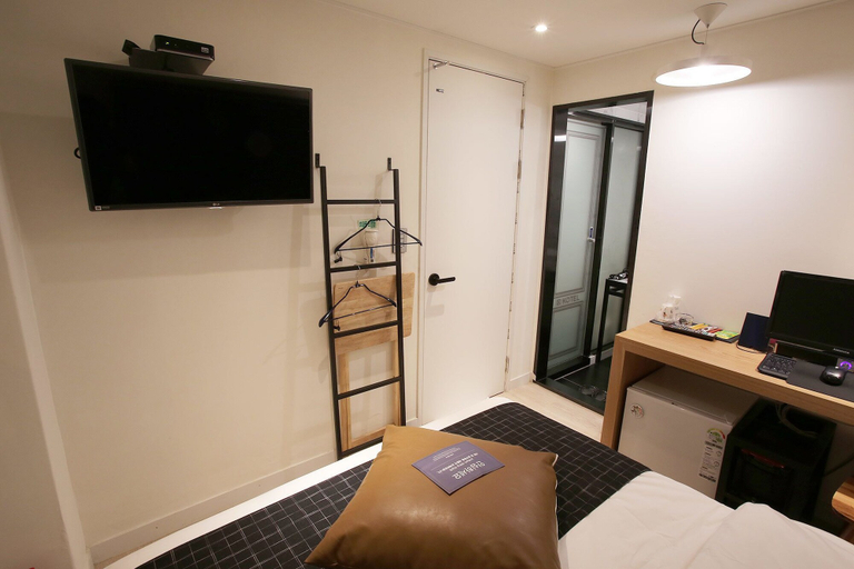Bedroom 2, Kotel Sinchon, Seodaemun