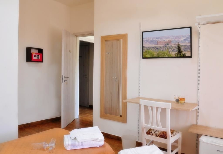 Bedroom 3, Villa Achibea, Agrigento