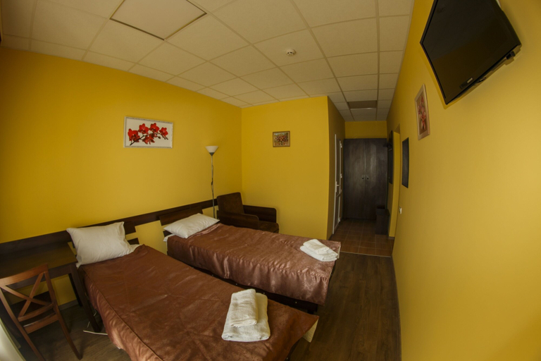 Bedroom 2, Hotel Cisar, L'vivs'ka