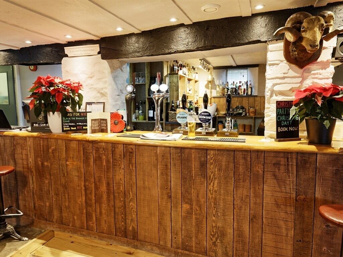 Food & Drinks 5, Rams Head Inn, Devon