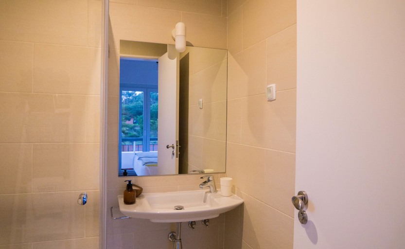 Bathroom 5, Azen Cool House, Sintra
