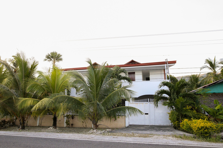 Exterior & Views 2, Luzmin BH - White House, Oslob