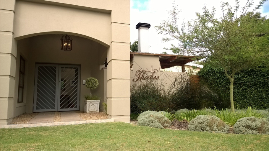 Exterior & Views 2, Theebos Anneline's Self Catering Apartments, City of Cape Town