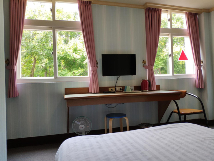 Bedroom 2, Rich Zone Hotel, Taipei City