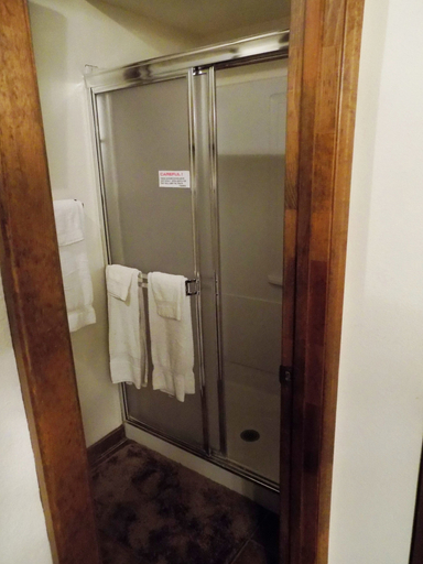 Bathroom 4, Angel Fire Chalet, Colfax
