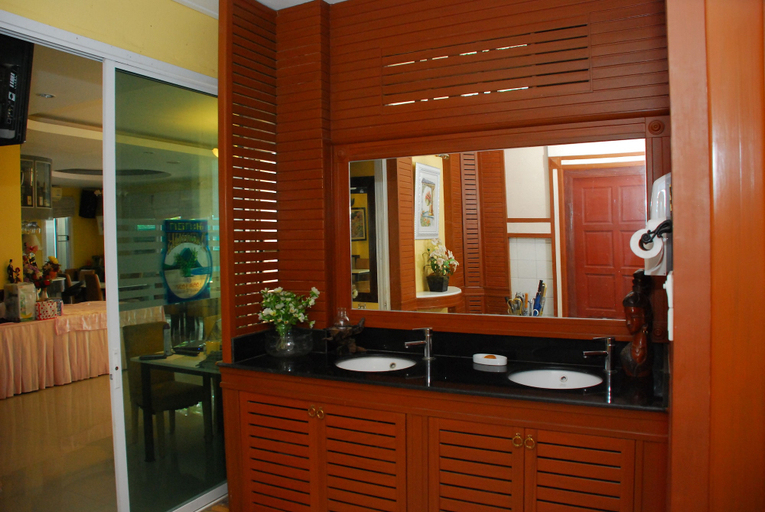 Bathroom 3, Putthiya Hua Hin Place, Hua Hin