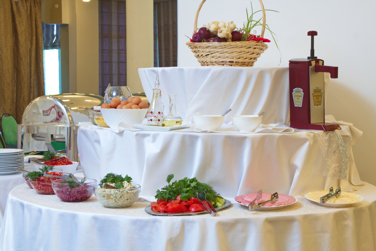 Food & Drinks 5, Hotel Repinskaya, Sankt-Peterburg gorsovet