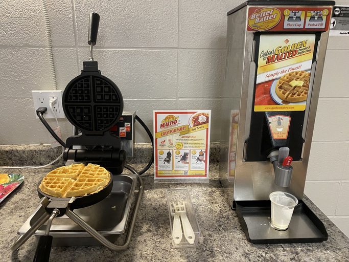 Food & Drinks 5, Dauphin Inn Express, Division No. 17