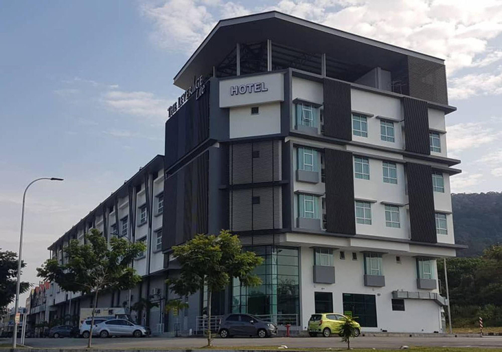Exterior & Views 7
